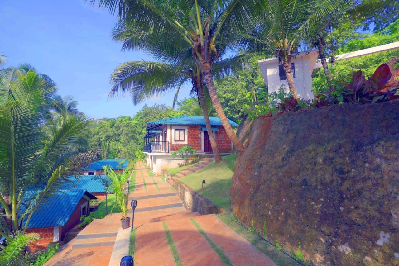 Atmani Waterfront Resort Cola 外观 照片