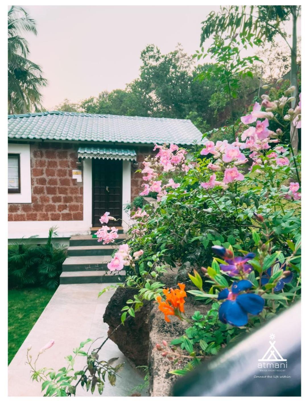 Atmani Waterfront Resort Cola 外观 照片