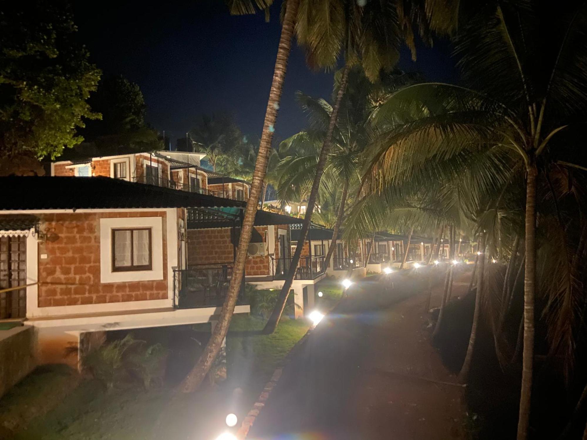 Atmani Waterfront Resort Cola 外观 照片